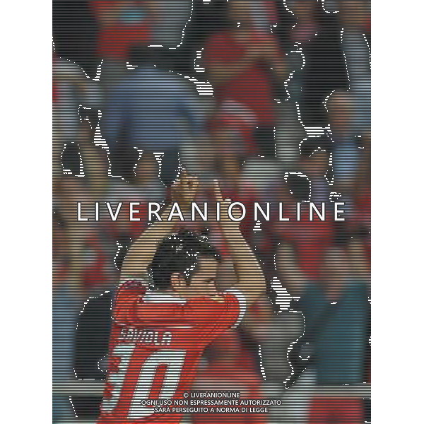 20110407: LISBON, PORTUGAL - SL Benfica vs PSV Eindhoven: UEFA Europa League 2010/2011 - Quarter-Finals, First Leg. In picture: Javier Saviola (Benfica) celebrating goal. PHOTO: Alvaro Isidoro/CITYFILES AG ALDO LIVERANI ONLY ITALY