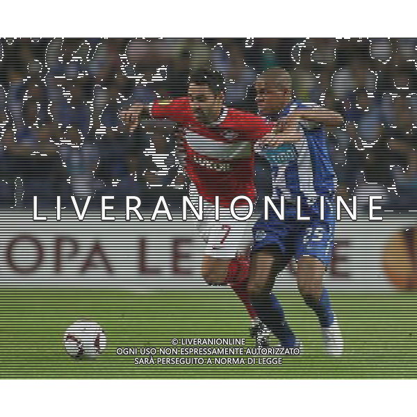 20110407: PORTO, PORTUGAL - FC Porto vs Spartak Moscow: UEFA Europa League 2010/2011 - Quarter-Finals, First Leg. In picture: Fernando (Porto) and Ibson (Spartak). PHOTO: Manuel Azevedo/CITYFILES AG ALDO LIVERANI ONLY ITALY