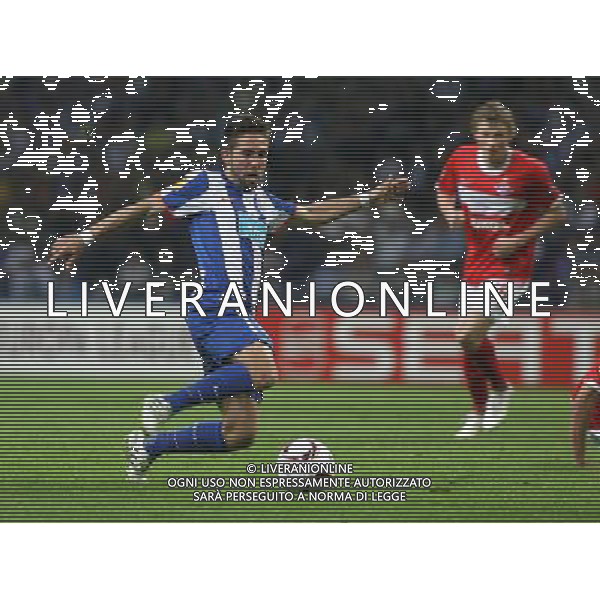 20110407: PORTO, PORTUGAL - FC Porto vs Spartak Moscow: UEFA Europa League 2010/2011 - Quarter-Finals, First Leg. In picture: Joao Moutinho (Porto). PHOTO: Manuel Azevedo/CITYFILES AG ALDO LIVERANI ONLY ITALY