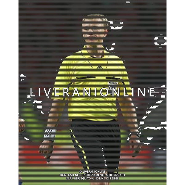 20110407: PORTO, PORTUGAL - FC Porto vs Spartak Moscow: UEFA Europa League 2010/2011 - Quarter-Finals, First Leg. In picture: referee Serge Gumienny. PHOTO: Manuel Azevedo/CITYFILES AG ALDO LIVERANI ONLY ITALY