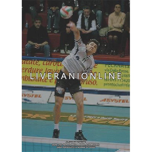 PIACENZA 01/04/04 PLAY OFF CAMPIONATO ITALIANO DI PALLAVOLO 2003/04 COPRASYSTEL PIACENZA-EDILBASSO PADOVA NELLA FOTO SIMEONOV VENCESLAV PH GIGI ARCAINI/AG.ALDO LIVERANI