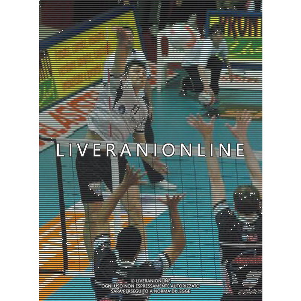 PIACENZA 01/04/04 PLAY OFF CAMPIONATO ITALIANO DI PALLAVOLO 2003/04 COPRASYSTEL PIACENZA-EDILBASSO PADOVA NELLA FOTO SIMEONOV VENCESLAV PH GIGI ARCAINI/AG.ALDO LIVERANI