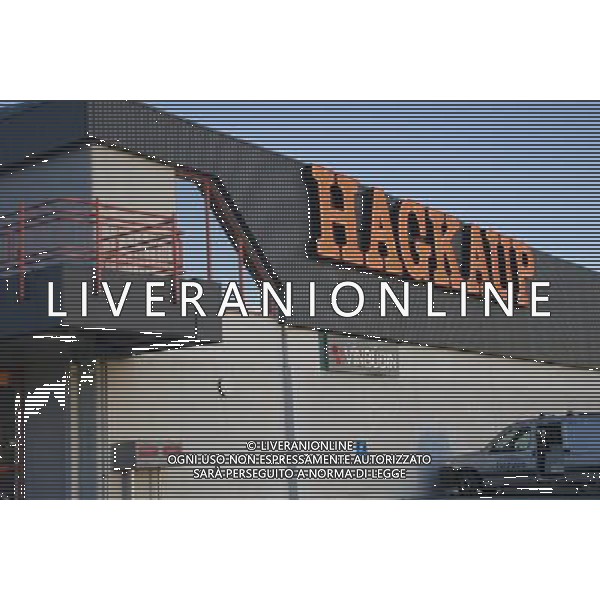 Hagkaup supermarket chain that belongs to the Hagar corporation, the biggest retail group in Iceland. Islanda , veduta di edifici bancari e pubblici AG.ALDO LIVERANI SAS ITALY ONLY *** Local Caption *** .