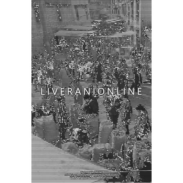 (110414) LHASA, April 14, 2011 () The file photo issued on March 10, 1995 shows a market on the Parkhor Street in 1995, in Lhasa, capital of southwest China\'s Tibet Autonomous Region. As one of the most distinct and attractive old blocks in the world, Parkhor Street is unique with contrastive features and stunning diversity. It is a place where Tibetan tradition meets modern fashion, religious sanctity mixes with commercial prosperity. Located in the center of Lhasa, surrounding the Jokhang Temple, it covers an area of 133.82 hectares and has 35 small streets and alleys extending in all directions. The Tibetan word Parkhor literally means \'an annular worshipping road\', which refers to the main street of the block. The main street, about two kilometers long, functions as the most important road for pilgrimage, local business, and tourism. In its 1400 years\' long history, Parkhor Street has witnessed the eclipse and prosperity of Buddhism, the exchange and fusion of the diverse cultures, the flourishing of ancient trade, the continuous changes of the regimes, and the ups and downs of Lhasa. Because of its unmatched location and cultural signification, Parkhor Street has long been considered as the epitome of Lhasa\'s historical development. It is the earliest and most prosperous business street in the city, crowded with merchants from all over China and even foreign countries such as Nepal and India, selling craftworks and products with rich ethnical features. Since the peaceful liberation of Tibet, the Parkhor Street has undergone fundamental changes. Common people moved into the former residence of noble families, handcraft workshops and stores appeared one after another, and shabby street infrastructure were thoroughly renovated. Along with China\'s Reform and Opening Up, the Parkhor Street in 1980\'s and 1990\'s saw a rise of commerce with increasing shops and abundant commodities. Tibetan artworks and craftworks gradually went popular in the mark AG ALDO LIVERANI ONLY ITALY