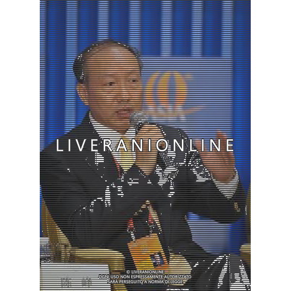 (110416) -- BOAO, April 16, 2011 () -- Chen Feng, chairman of HNA Group, speaks at a forum \'Private Enterprises Going Global: Strategies and Options\' during the Boao Forum for Asia (BFA) Annual Conference 2011 in Boao, south China\'s Hainan Province, April 16, 2011. (/Hou Jiansen) (zgp) AG ALDO LIVERANI ONLY ITALY