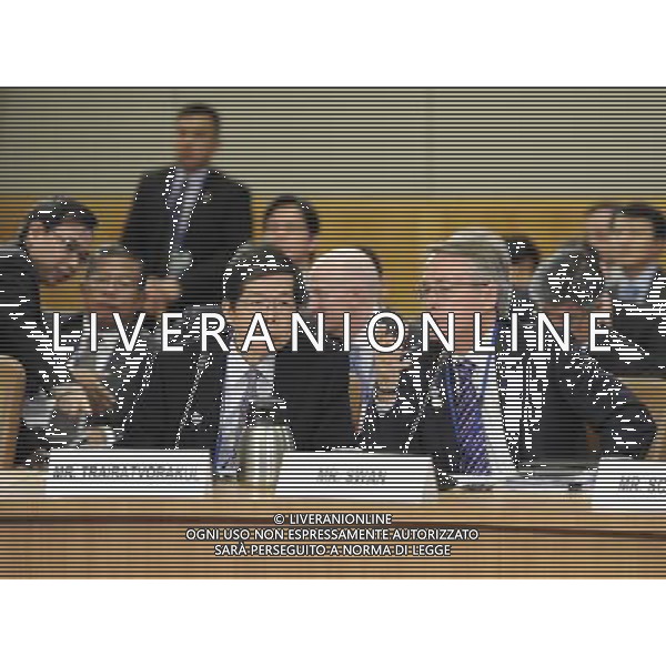 (110416) -- WASHINGTON D.C., April 16, 2011 () -- Prasarn Trairatvorakul (L), Governor of the Bank of Thailand and Australia\'s Treasurer Wayne Swan attend the International Monetary and Financial Committee (IMFC) Meeting at the 2011 International Monetary Fund (IMF) and World Bank spring meetings in Washington D.C., capital of the United States, April 16, 2011. (/Zhang Jun) (zw) ©photoshot/AG ALDO LIVERANI SAS - ITALY ONLY - *** Local Caption *** .