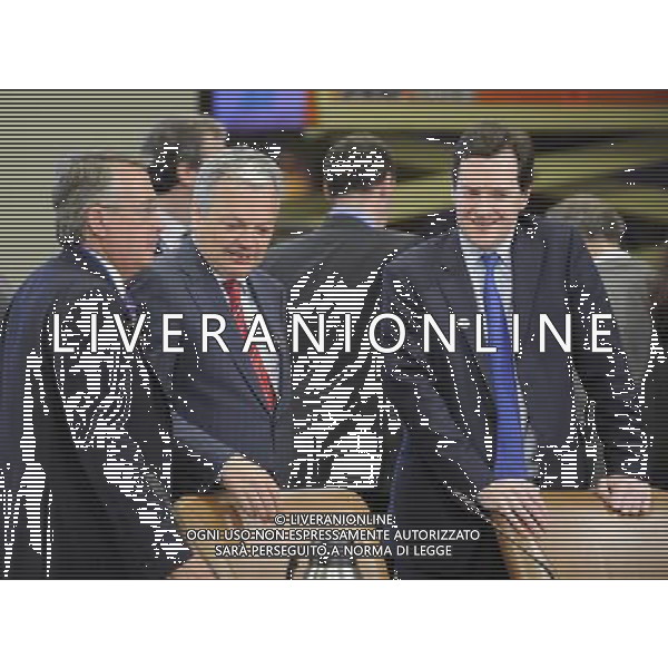 (110416) -- WASHINGTON D.C., April 16, 2011 () -- Australia\'s Finance Minister Wayne (L), Belgium\'s Deputy Prime Minister and Minister for Finance and Institutional Reforms Didier Reynders (C) and British Chancellor of the Exchequer George Osborne attend the International Monetary and Financial Committee (IMFC) Meeting at the 2011 International Monetary Fund (IMF) and World Bank spring meetings in Washington D.C., capital of the United States, April 16, 2011. (/Zhang Jun) (zw) ©photoshot/AG ALDO LIVERANI SAS - ITALY ONLY - *** Local Caption *** .
