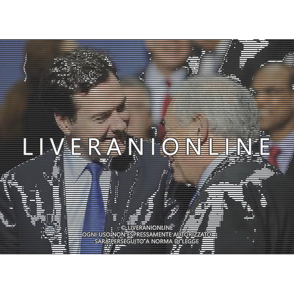 (110416) -- WASHINGTON D.C., April 16, 2011 () -- British Chancellor of the Exchequer George Osborne (L) talks to Managing Director of the International Monetary Fund (IMF) Dominique Strauss-Kahn during a family photo session for participants of the International Monetary and Financial Committee (IMFC) Meeting at the 2011 IMF and World Bank spring meetings in Washington D.C., capital of the United States, April 16, 2011. (/Zhang Jun) (zw) ©photoshot/AG ALDO LIVERANI SAS - ITALY ONLY - *** Local Caption *** .