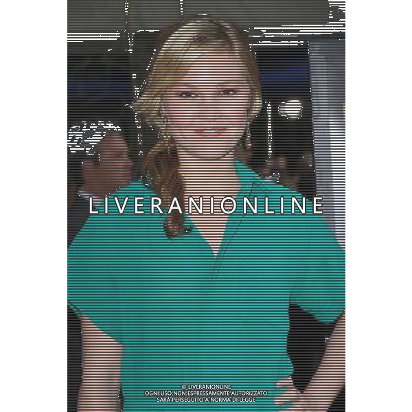  4/17/11 Julia Stiles at the premiere of \'Water for Elephants\'. (Ziegfeld Theatre, NYC) AG. ALDO LIVERANI SAS ITALY ONLY *** Local Caption *** .