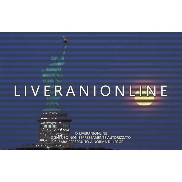 NEW YORK NELLA FOTO LA STATUA DELLA LIBERTA IFC-AGENZIA ALDO LIVERANI