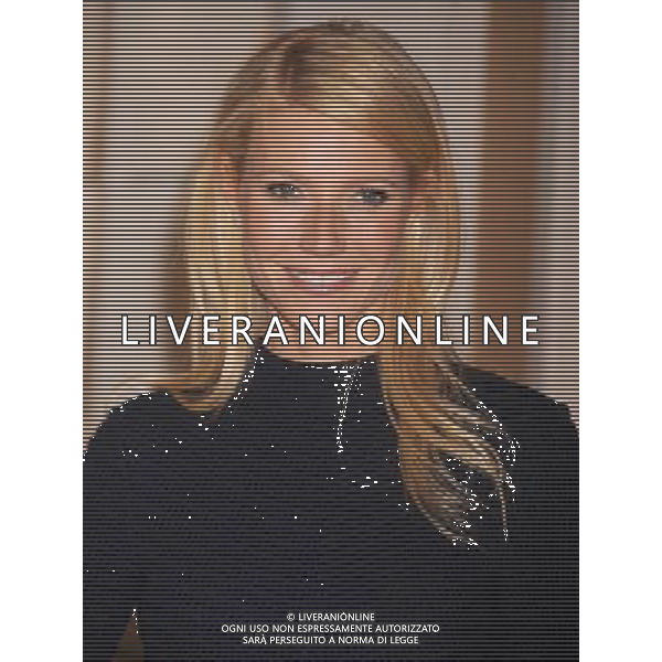 Gwyneth Paltrow made an appearance at Williams Sonoma at Columbus Circle in New York City on April 15, 2011 to sign copies of her new cook book ïMy FatherÍs Daughter. AG.ALDO LIVERANI SAS ITALY ONLY *** Local Caption *** .