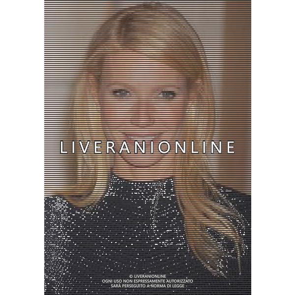 Gwyneth Paltrow made an appearance at Williams Sonoma at Columbus Circle in New York City on April 15, 2011 to sign copies of her new cook book ïMy FatherÍs Daughter. AG.ALDO LIVERANI SAS ITALY ONLY *** Local Caption *** .