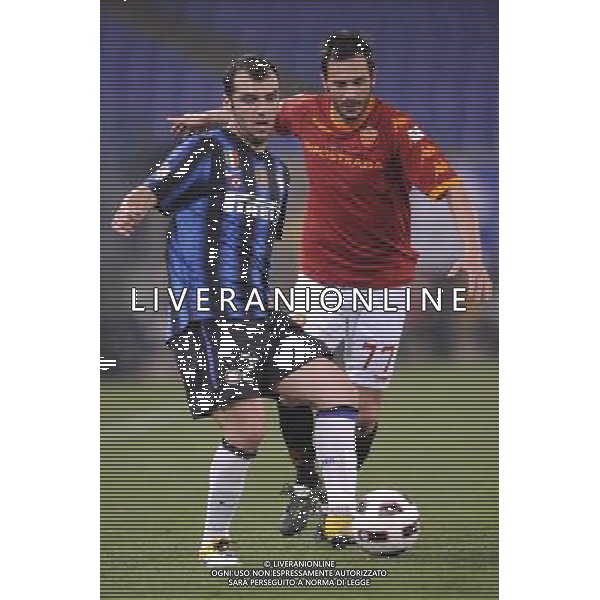 Roma - 19/04/2011 - Stadio Olimpico - TIM CUP 2010/2011 - Semifinale andata - Roma vs Inter - nella foto: Goran Pandev e Marco Cassetti å© Fabrizio Corradetti - Ag. Aldo Liverani sas