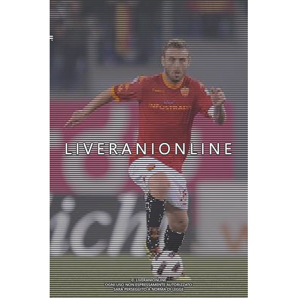 Roma - 19/04/2011 - Stadio Olimpico - TIM CUP 2010/2011 - Semifinale andata - Roma vs Inter - nella foto: Daniele De Rossi å© Fabrizio Corradetti - Ag. Aldo Liverani sas