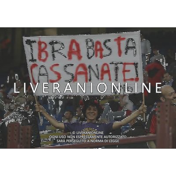 MILAN - PALERMO ANDATA SEMIFINALE DI COPPA ITALIA TIM CUP 20/04/2011 NELLA FOTO striscione dei tifosi milan ©LUZZANI/AGENZIA ALDO LIVERANI SAS