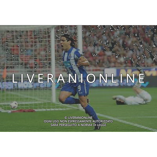 20110420: LISBON, PORTUGAL - SL Benfica vs FC Porto: Portuguese Cup 2010/2011, Semi-Finals, 2nd Leg. In picture: Radamel Falcao (Porto) celebrating goal. PHOTO: Alexandre Pona/CITYFILES PUCHAR PORTUGALII LIGA PORTUGALSKA SEZON 2010/2011 PILKA NOZNA POLFINAL BENFICA LIZBONA vs FC PORTO FOT. CITYFILES/NEWSPIX.PL PORTUGAL,BRAZIL,SPAIN,GERMANY,FRANCE,UK OUT !!! --- Newspix.pl AG ALDO LIVERANI ONLY ITALY *** Local Caption *** www.newspix.pl mail us: info@newspix.pl call us: 0048 022 23 22 222 --- Polish Picture Agency by Ringier Axel Springer Poland