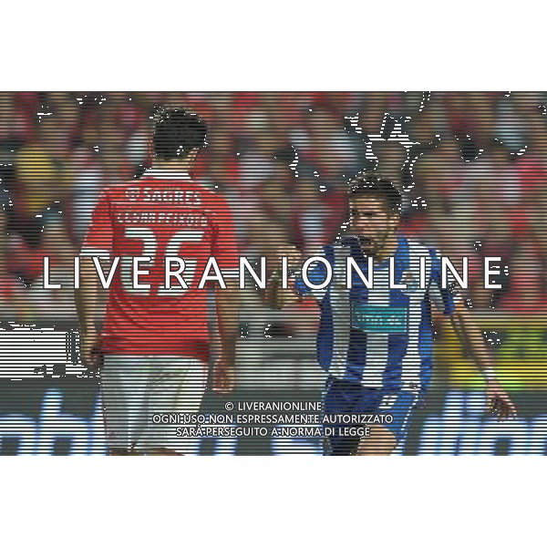 20110420: LISBON, PORTUGAL - SL Benfica vs FC Porto: Portuguese Cup 2010/2011, Semi-Finals, 2nd Leg. In picture: Joao Moutinho (Porto) celebrating goal. PHOTO: Alexandre Pona/CITYFILES PUCHAR PORTUGALII LIGA PORTUGALSKA SEZON 2010/2011 PILKA NOZNA POLFINAL BENFICA LIZBONA vs FC PORTO FOT. CITYFILES/NEWSPIX.PL PORTUGAL,BRAZIL,SPAIN,GERMANY,FRANCE,UK OUT !!! --- Newspix.pl AG ALDO LIVERANI ONLY ITALY *** Local Caption *** www.newspix.pl mail us: info@newspix.pl call us: 0048 022 23 22 222 --- Polish Picture Agency by Ringier Axel Springer Poland