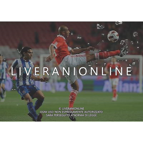 20110420: LISBON, PORTUGAL - SL Benfica vs FC Porto: Portuguese Cup 2010/2011, Semi-Finals, 2nd Leg. In picture: Luisao (Benfica) and Falcao (Porto). PHOTO: Alvaro Isidoro/CITYFILES PUCHAR PORTUGALII LIGA PORTUGALSKA SEZON 2010/2011 PILKA NOZNA POLFINAL BENFICA LIZBONA vs FC PORTO FOT. CITYFILES/NEWSPIX.PL PORTUGAL,BRAZIL,SPAIN,GERMANY,FRANCE,UK OUT !!! --- Newspix.pl AG ALDO LIVERANI ONLY ITALY *** Local Caption *** www.newspix.pl mail us: info@newspix.pl call us: 0048 022 23 22 222 --- Polish Picture Agency by Ringier Axel Springer Poland