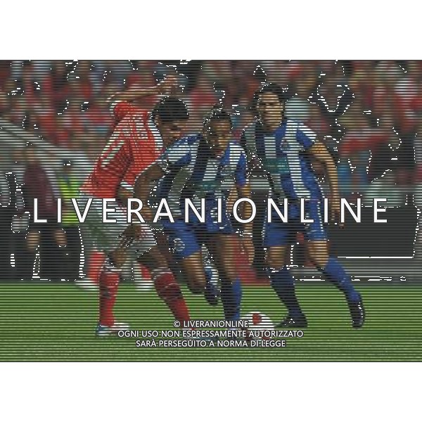 20110420: LISBON, PORTUGAL - SL Benfica vs FC Porto: Portuguese Cup 2010/2011, Semi-Finals, 2nd Leg. In picture: Franco Jara (Benfica) and Alvaro Pereira (Porto). PHOTO: Alvaro Isidoro/CITYFILES PUCHAR PORTUGALII LIGA PORTUGALSKA SEZON 2010/2011 PILKA NOZNA POLFINAL BENFICA LIZBONA vs FC PORTO FOT. CITYFILES/NEWSPIX.PL PORTUGAL,BRAZIL,SPAIN,GERMANY,FRANCE,UK OUT !!! --- Newspix.pl AG ALDO LIVERANI ONLY ITALY *** Local Caption *** www.newspix.pl mail us: info@newspix.pl call us: 0048 022 23 22 222 --- Polish Picture Agency by Ringier Axel Springer Poland
