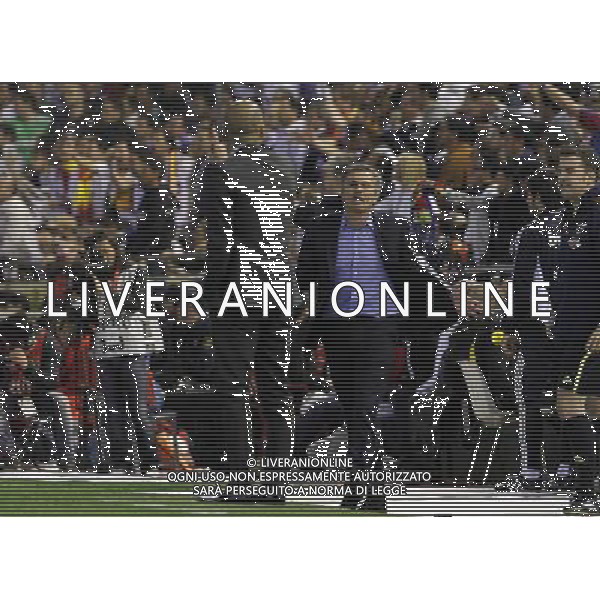 FC Barcelona\'s coach (l) coach Pep Guardiola (l) and Real Madrid\'s coach Jose Mourinho have words during King\'s Cup 2001 Final match.April 20,2011. (ALTERPHOTOS/Acero) ALDO LIVERANI S A S ONLY ITALY