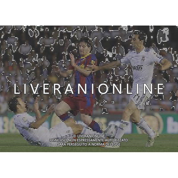 FC Barcelona\'s Leo Messi (c) and Real Madrid\'s Ricardo Carvalho (l) and Alvaro Arbeloa (r) during King\'s Cup 2001 Final match.April 20,2011. (ALTERPHOTOS/Acero) ALDO LIVERANI S A S ONLY ITALY