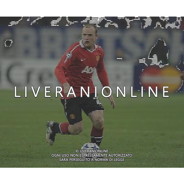 firo FuÃŸball,Fussball, 26.04.2011 Uefa Champions League 2010/2011 FC Schalke 04 - Manchester United 0:2 Einzelaktion Wayne Rooney , Manu $worldrightsEs gelten unsere AGB, einsehbar auf www.firosportphoto.de copyright by firo sportphoto: Pfefferackerstr. 2aÂ  45894 G e l s e n k i r c h e n www.firosportphoto.de mail@firosportphoto.de (V o l k s b a n k B o c h u m - W i t t e n ) BLZ.: 430 601 29 Kt. Nr.: 341 117 100 Tel:Â  0209 - 9304402 Fax:Â  0209 - 9304443 AG ALDO LIVERANI ONLY ITALY