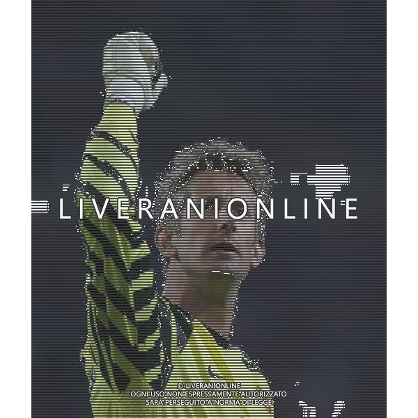 firo FuÃŸball,Fussball, 26.04.2011 Champions League, Saison 2010/2011 Halbfinale, Hinspiel, CL, FC Schalke 04 - Manchester United (0:2) ManU, Torwart, Edwin van der Sar, nach dem 1-0, Jubel $worldrightsEs gelten unsere AGB, einsehbar auf www.firosportphoto.de copyright by firo sportphoto: Pfefferackerstr. 2aÂ  45894 G e l s e n k i r c h e n www.firosportphoto.de mail@firosportphoto.de (V o l k s b a n k B o c h u m - W i t t e n ) BLZ.: 430 601 29 Kt. Nr.: 341 117 100 Tel:Â  0209 - 9304402 Fax:Â  0209 - 9304443 AG ALDO LIVERANI ONLY ITALY