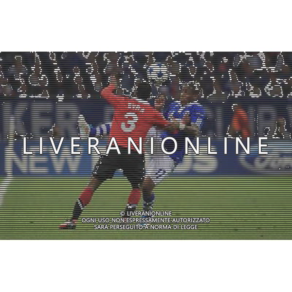 JEFFERSON FARFAN SCHALKE 04 GELSENKIRCHEN (NIEBIESKO-BIALE - BLUE-WHITE) - MANCHESTER UNITED (CZERWONO-CZARNE / RED-BLACK) PILKA NOZNA, FOOTBALL, 1/2 FINALU LIGI MISTRZOW, CHAMPIONS LEAGUE SEMI-FINAL 26.04.2011, GELSENKIRCHEN - NIEMCY, GERMANY FOT. DARIUSZ HERMIERSZ / SPORT-FOTO.PL / NEWSPIX.PL --- Newspix.pl ag aldo liverani s a s only italy *** Local Caption *** www.newspix.pl mail us: info@newspix.pl call us: 0048 022 23 22 222 --- Polish Picture Agency by Ringier Axel Springer Poland