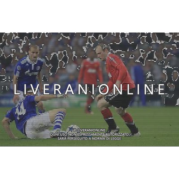 WAYNE ROONEY SCHALKE 04 GELSENKIRCHEN (NIEBIESKO-BIALE - BLUE-WHITE) - MANCHESTER UNITED (CZERWONO-CZARNE / RED-BLACK) PILKA NOZNA, FOOTBALL, 1/2 FINALU LIGI MISTRZOW, CHAMPIONS LEAGUE SEMI-FINAL 26.04.2011, GELSENKIRCHEN - NIEMCY, GERMANY FOT. DARIUSZ HERMIERSZ / SPORT-FOTO.PL / NEWSPIX.PL --- Newspix.pl ag aldo liverani s a s only italy *** Local Caption *** www.newspix.pl mail us: info@newspix.pl call us: 0048 022 23 22 222 --- Polish Picture Agency by Ringier Axel Springer Poland