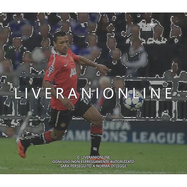 NANI SCHALKE 04 GELSENKIRCHEN (NIEBIESKO-BIALE - BLUE-WHITE) - MANCHESTER UNITED (CZERWONO-CZARNE / RED-BLACK) PILKA NOZNA, FOOTBALL, 1/2 FINALU LIGI MISTRZOW, CHAMPIONS LEAGUE SEMI-FINAL 26.04.2011, GELSENKIRCHEN - NIEMCY, GERMANY FOT. DARIUSZ HERMIERSZ / SPORT-FOTO.PL / NEWSPIX.PL --- Newspix.pl ag aldo liverani s a s only italy *** Local Caption *** www.newspix.pl mail us: info@newspix.pl call us: 0048 022 23 22 222 --- Polish Picture Agency by Ringier Axel Springer Poland