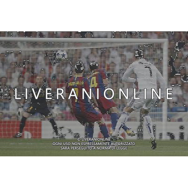 Real Madrid\'s Cristiano Ronaldo and Barcelona\'s Javier Mascherano and David Villa during Champions League semifinal first match on April 27 2011. Photo: Cesar Cebolla / ALFAQUI AG ALDO LIVERANI S A S ONLY ITALY