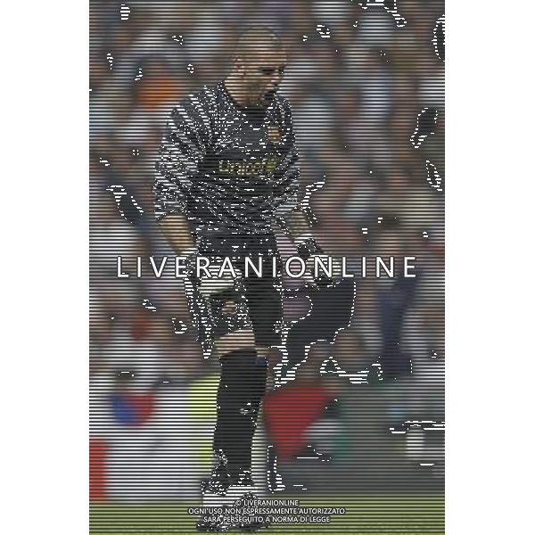 Barcelona\'s Victor Valdes during Champions League semifinal first match on April 27 2011. Photo: Cesar Cebolla / ALFAQUI aldo liverani s a s only italy
