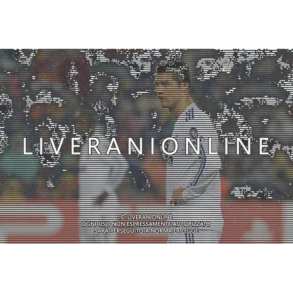 Real Madrid\'s Cristiano Ronaldo and Lass Diarra dejected during UEFA Champions League match.May 3,2011.Steel/ ALFAQUI AG ALDO LIVERANI S A S ONLY ITALKY