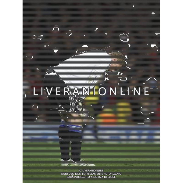firo : Fu§ball,Fussball, 04.05.2011 CL, Champions League, Saison 2010/2011 Halbfinale, RŸckspiel, Manchester United, Man U - FC Schalke 04 4:1 EnttŠuschung Torwart Manuel NEUER, Schalke $worldrightsEs gelten unsere AGB, einsehbar auf www.firosportphoto.de copyright by firo sportphoto: Pfefferackerstr. 2aÊ 45894 G e l s e n k i r c h e n www.firosportphoto.de mail@firosportphoto.de (V o l k s b a n k B o c h u m - W i t t e n ) BLZ.: 430 601 29 Kt. Nr.: 341 117 100 Tel:Ê 0209 - 9304402 Fax:Ê 0209 - 9304443 AG ALDO LIVERANI S A S ONLY ITALY