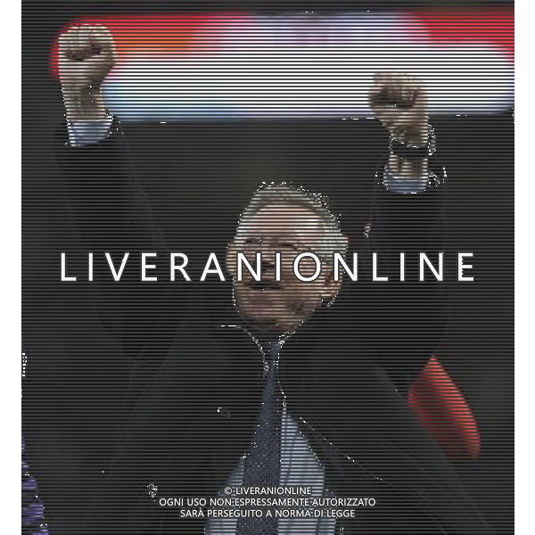 firo : Fu§ball,Fussball, 04.05.2011 CL, Champions League, Saison 2010/2011 Halbfinale, RŸckspiel, Manchester United, Man U - FC Schalke 04 4:1 Jubel Trainer Sir Alex FERGUSON, United $worldrightsEs gelten unsere AGB, einsehbar auf www.firosportphoto.de copyright by firo sportphoto: Pfefferackerstr. 2aÊ 45894 G e l s e n k i r c h e n www.firosportphoto.de mail@firosportphoto.de (V o l k s b a n k B o c h u m - W i t t e n ) BLZ.: 430 601 29 Kt. Nr.: 341 117 100 Tel:Ê 0209 - 9304402 Fax:Ê 0209 - 9304443 AG ALDO LIVERANI S A S ONLY ITALY
