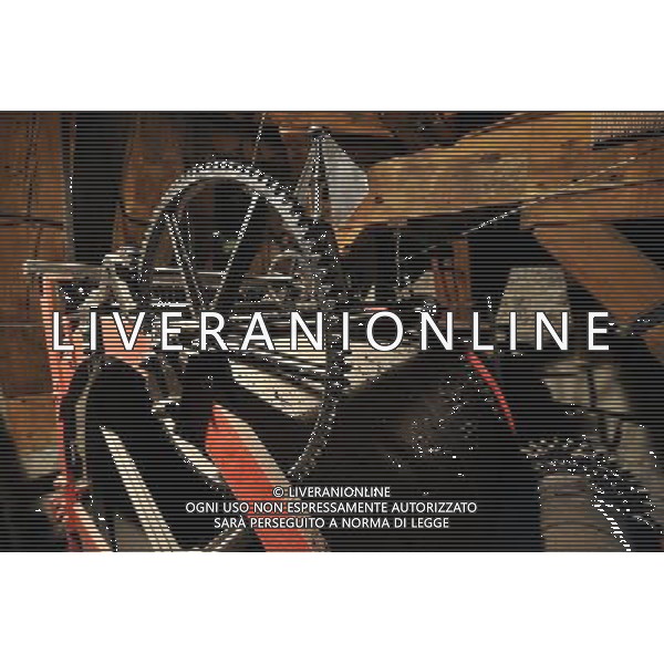 (110504) -- BRUSSELS, May 4, 2011 () -- Picture taken on May 3, 2011 shows the machinery equipments inside Tournai belfry in Tournai, western Belgian city. Tournai is one of the oldest city of Belgium. Built on the first half of 12th centery and famous for its mixed Romanesque and Gothic style, the Notre-Dame Cathedral of Tournai was listed as World Heritage by UNESCO in 2000. (/Wu Wei) (zx) BRUXELLES, 4 maggio 2011 () - Foto scattata il 3 maggio 2011 mostra di Notre-Dame e le sue costruzioni vicine a Tournai, occidentale della cittˆ belga. Tournai  una delle pi antiche cittˆ del Belgio. Costruito nella prima metˆ del centery 12 e famosa per il suo stile misto romanico e gotico, la Cattedrale di Notre-Dame di Tournai  stato elencato come Patrimonio Mondiale dell\'Umanitˆ dall\'UNESCO nel 2000. (/ Wu Wei) (zx) AG ALDO LIVERANI S A S ONLY ITALY