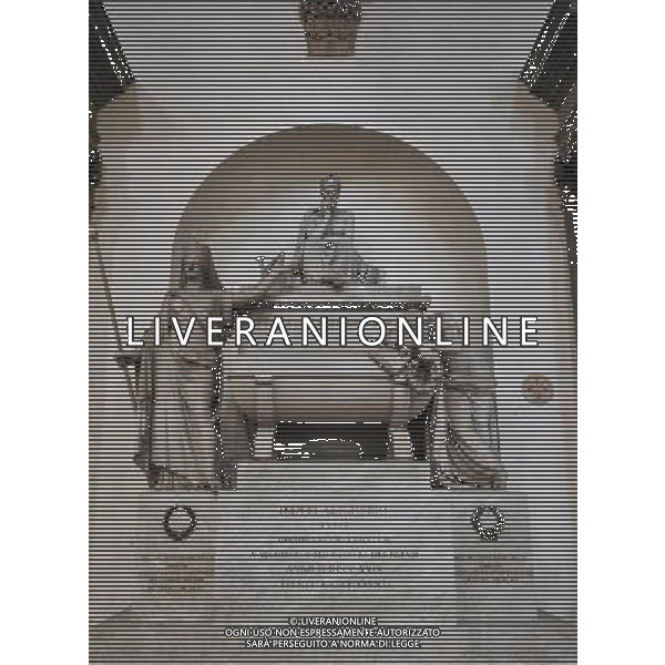 FLORENCE, May 6, 2011 Photo taken on May 4, 2011 shows the tomb of Dante Alighieri, a major Italian poet of the Middle Ages, in Florence, central Italy. Florence is the capital city of the Italian region of Tuscany and the symbol of the Renaissance. UNESCO inscribed the historic center of Florence in the World Heritage List in 1982. (/Wang Qingqin) (lyx) VEDUTE DELLA CITTA DI FIRENZE AG ALDO LIVERANI ONLY ITALY