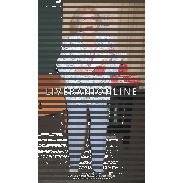 Betty White signs copies of \'If You Ask Me (And Of Course You Won\'t)\' at Barnes and Noble on May 6, 2011 in New York City. AG. ALDO LIVERANI SAS ITALY ONLY *** Local Caption *** .