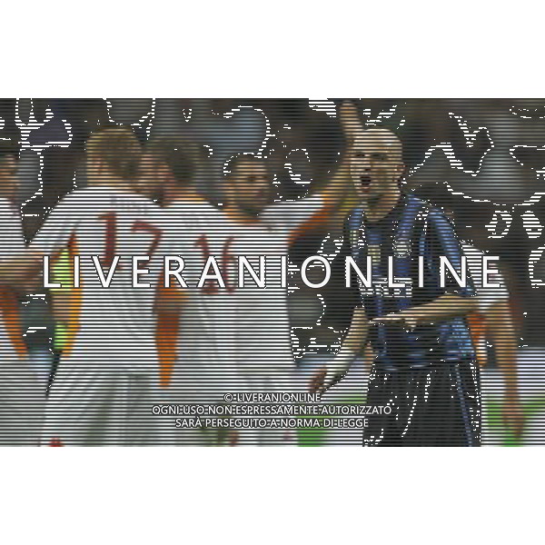 Inter - Roma semifinale di ritorno di Coppa Italia Tim Cup 11/05/2011 nella foto esteban cambiasso ©luzzani/agenzia aldo liverani sas