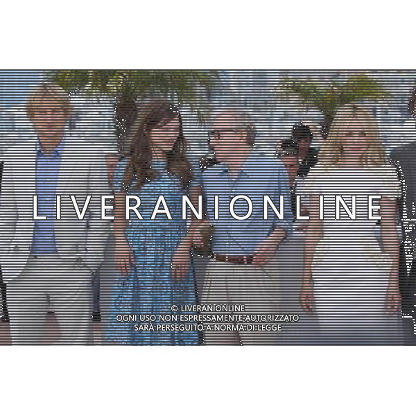 CANNES, May 11, 2011 U.S. director Woody Allen (3rd L) and French actress Lea Seydoux (2nd L) attend a photocall for the film \'Midnight in Paris\' at the 64th Cannes Film Festival in Cannes, France, on May 11, 2011. The 64th Cannes Film Festival will be held from May 11 to 22. (/Gao Jing) (zcc) 64mo Festival Internazionale del Cinema , Cannes AG. ALDO LIVERANI SAS ITALY ONLY *** Local Caption *** .