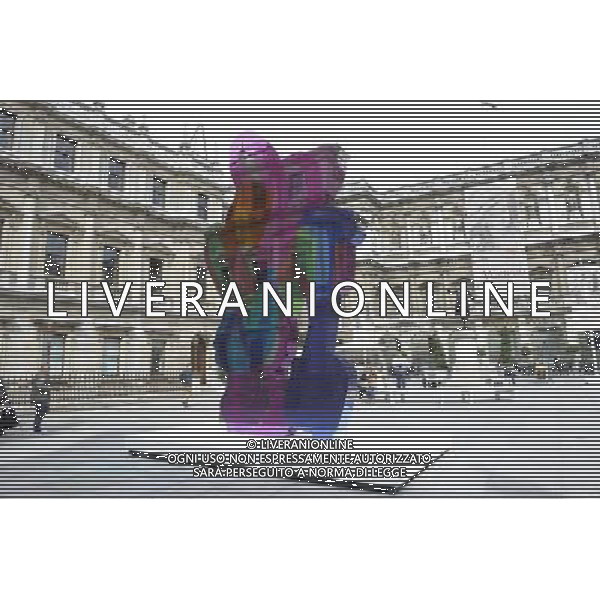 Jeff Koon\'s sculpture \'Colouring Book\' occupies the Royal Academy\'s Annenberg Courtyard in London. The coloufull piece reflects Koons interest in society\'s obsession with infantilism and youth AG. ALDO LIVERANI SAS ITALY ONLY *** Local Caption *** .
