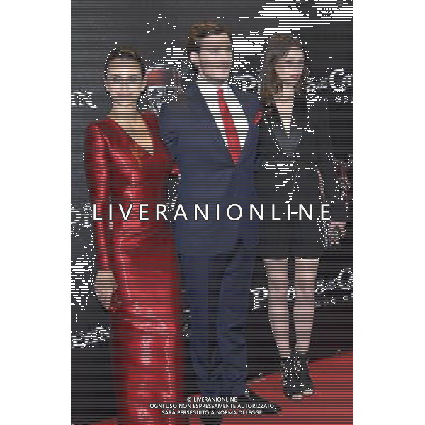 Actors Penelope Cruz, Sam Claflin and Astrid-Berges Frisbey attending the Germany premiere of \'Pirates of the Caribbean - Fremde Gezeiten / Pirates of the Caribbean: On Stranger Tides\' at Mathaeser Filmplalast, Munich MONACHIUM PREMIERA FILMU PIRACI Z KARAIBOW NA NIEZNANYCH WODACH FOT. FUTURE IMAGE/NEWSPIX.PL GERMANY OUT !!! --- Newspix.pl AG. ALDO LIVERANI SAS ITALY ONLY *** Local Caption *** .