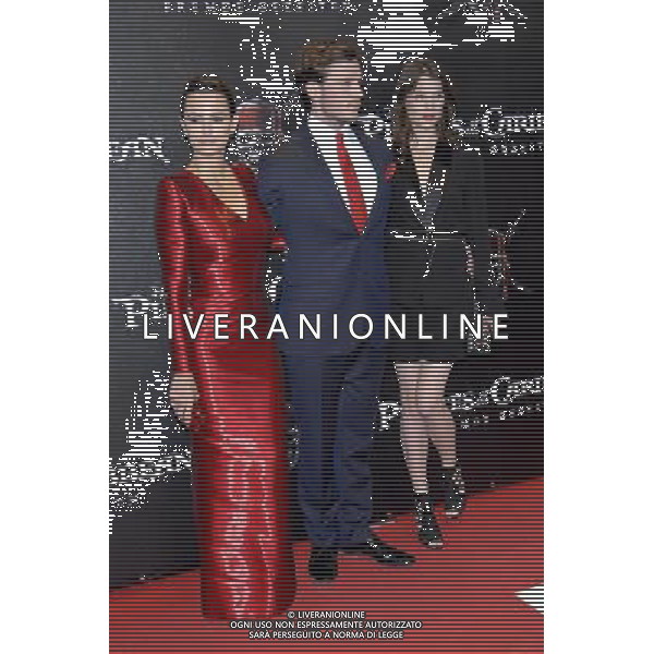 Actors Penelope Cruz, Sam Claflin and Astrid-Berges Frisbey attending the Germany premiere of \'Pirates of the Caribbean - Fremde Gezeiten / Pirates of the Caribbean: On Stranger Tides\' at Mathaeser Filmplalast, Munich MONACHIUM PREMIERA FILMU PIRACI Z KARAIBOW NA NIEZNANYCH WODACH FOT. FUTURE IMAGE/NEWSPIX.PL GERMANY OUT !!! --- Newspix.pl AG. ALDO LIVERANI SAS ITALY ONLY *** Local Caption *** .