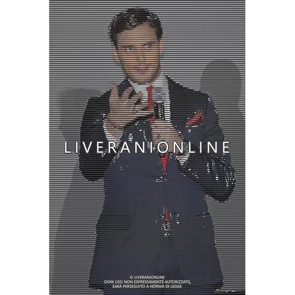 Actor Sam Claflin attending the Germany premiere of \'Pirates of the Caribbean - Fremde Gezeiten / Pirates of the Caribbean: On Stranger Tides\' at Mathaeser Filmplalast, Munich MONACHIUM PREMIERA FILMU PIRACI Z KARAIBOW NA NIEZNANYCH WODACH FOT. FUTURE IMAGE/NEWSPIX.PL GERMANY OUT !!! --- Newspix.pl AG. ALDO LIVERANI SAS ITALY ONLY *** Local Caption *** .