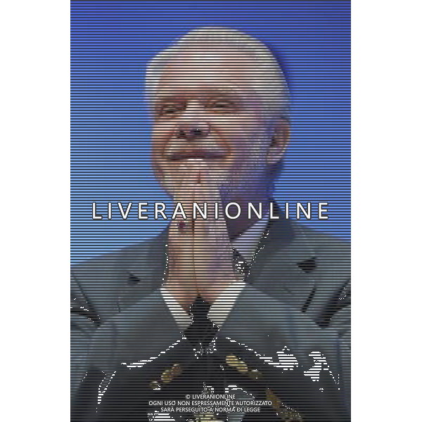 David Gold, Chairman of Gold Group International and West Ham United FC speaking at the IOD Annual Convention 2011 at the O2 in London today ©photoshot/Agenzia Aldo Liverani Sas - ITALY ONLY - Convention annuale dell\'IOD (Institute of Directors) 2011 al O2 di Londra 11/05/2011