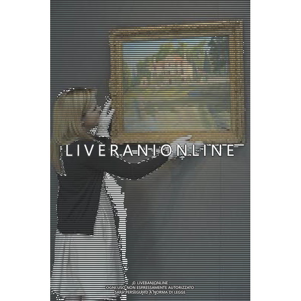 Christies unveil a £14million sale of 20th Century British and Irish Artwhich includes work by L.S. Lowry, Samuel John Peploe and the first painting (Villa on the Neville) by Sir Winston Churchill to to painted by him after the end of World War II. Picture shows: Villa on the Neville (1945) by Sir Winston Churchill estimated at £200,000-£300-000 Christies mostra i dipinti che saranno all\'asta tra cui il primo dipinto di Winston Churchill e quelli che dipinse dopo la fine della seconda guerra mondiale. AG. ALDO LIVERANI SAS ITALY ONLY *** Local Caption *** .