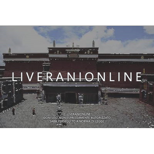 (110526) -- SAGYA, May 26, 2011 () -- Photo taken on May 19, 2011 shows the front view of the main temple hall in Sagya Monastery in Sagya County, southwest China\'s Tibet Autonomous Region. Sagya Monastery, a monastery of Sagayapa sect of Tibetan Buddhism, is known for housing numerous classical books on Buddhism and precious paintings. It was built in 1073 on the gray clay hill on the northern bank of the Chun Qu River in Sagya County, 149 kilometers from Xigaze Prefecture, and designed in a combined architectural style of China\'s Tibetan, Mogolian and Han ethnic groups. The monastery has been repaired and renovated from June 2002 to August 2009, sponsored by the governmental fund of more than 90 million yuan (13.85 million USD). (/Purbu Zhaxi) (zn) Il Tempio Tibetano Buddista di Sagya nella regione autonoma del Tibet AG. ALDO LIVERANI SAS ITYALY ONLY *** Local Caption *** .