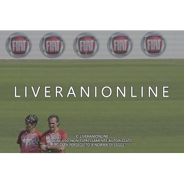 Coverciano - 30/05/2011 -Allenamento della Nazionale Italiana - nella foto: Cesare Prandelli con Gabriele Pin Â© Fabrizio Corradetti - Ag. Aldo Liverani sas