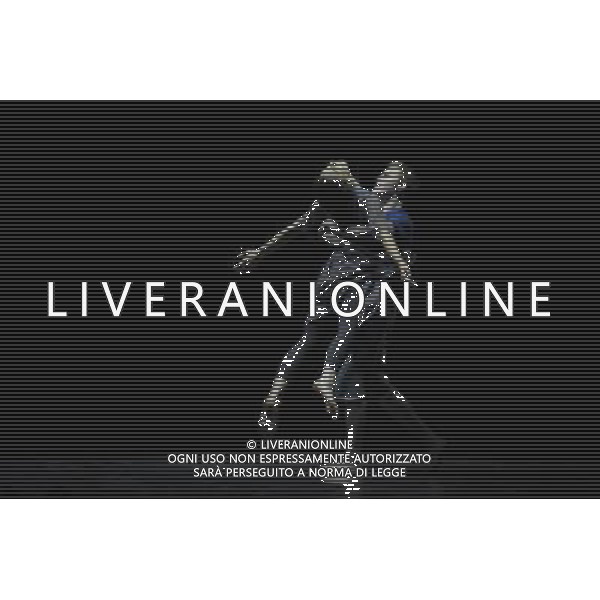 Sum of Parts is a new work from SadlerÕs WellsÕ Creative Learning department, Connect. It brings together the choreographic talents of Sadler\'s Wells\' Associate. Performers range from The Company of Elders to ZooYouth, alongside dancers from local schools, youth clubs and community groups. This diverse company of people, all living or working in London. \'Somma delle parti\'  un nuovo lavoro dal reparto creativo Sadler\'s Wells \'Learning, Connect. Esso riunisce i talenti coreografici di Associate Sadler\'s Wells \'. Performers vanno dalla Societˆ degli Anziani a ZooYouth, accanto a ballerini provenienti da scuole, club giovanili e gruppi della comunitˆ londinese AG. ALDO LIVERANI SAS ITALY ONLY *** Local Caption *** .