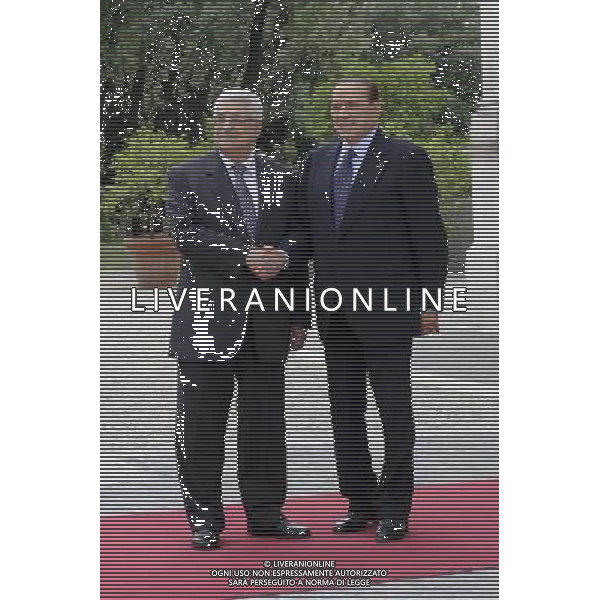 Roma - 03/06/2011 - Villa Doria Pamphili - Il Presidente del Consiglio Silvio Berlusconi incontra il Presidente dell\'AutoritÌÊ Palestinese, Mahmoud Abbas - nella foto: Silvio Berlusconi e Mahmoud Abbas å© Fabrizio Corradetti - Ag. Aldo Liverani sas *** Local Caption ***